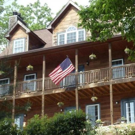 Long Mountain Lodge Bed & Breakfast Dahlonega Εξωτερικό φωτογραφία