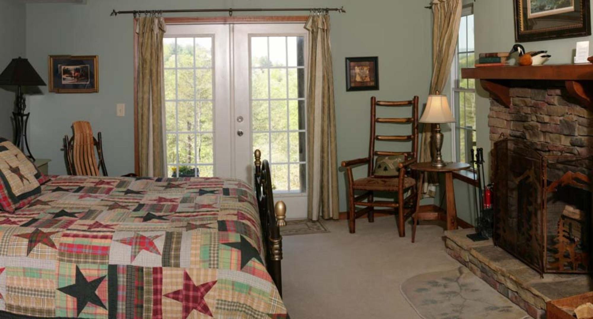 Long Mountain Lodge Bed & Breakfast Dahlonega Εξωτερικό φωτογραφία