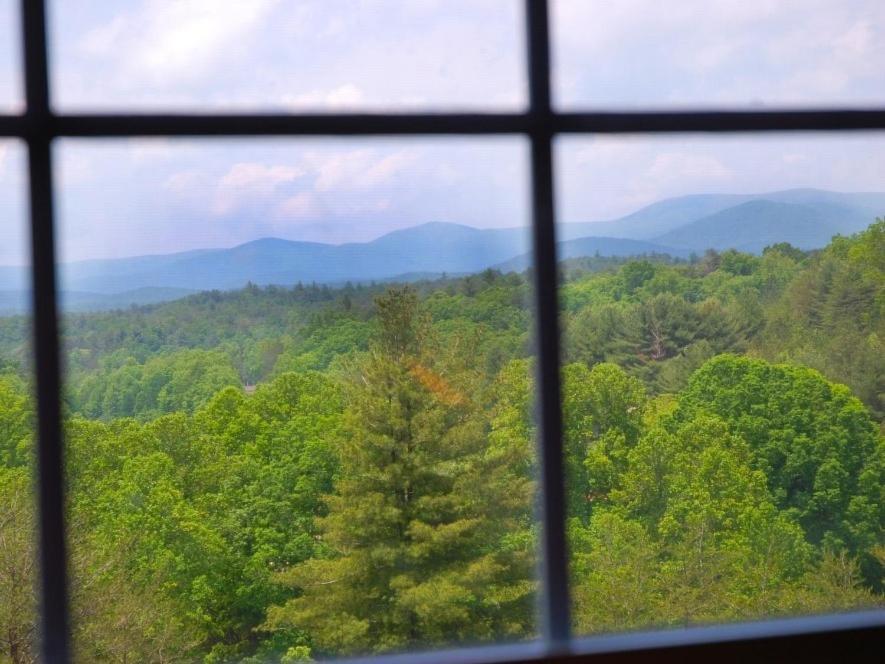 Long Mountain Lodge Bed & Breakfast Dahlonega Δωμάτιο φωτογραφία