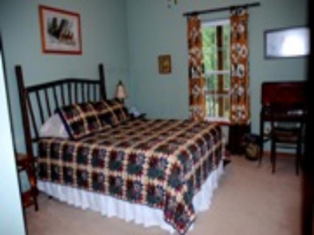 Long Mountain Lodge Bed & Breakfast Dahlonega Δωμάτιο φωτογραφία